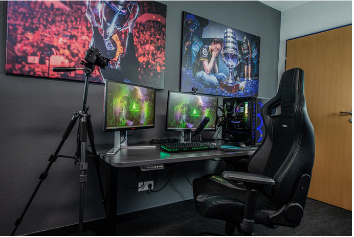 a gaming chair infront of a monitor